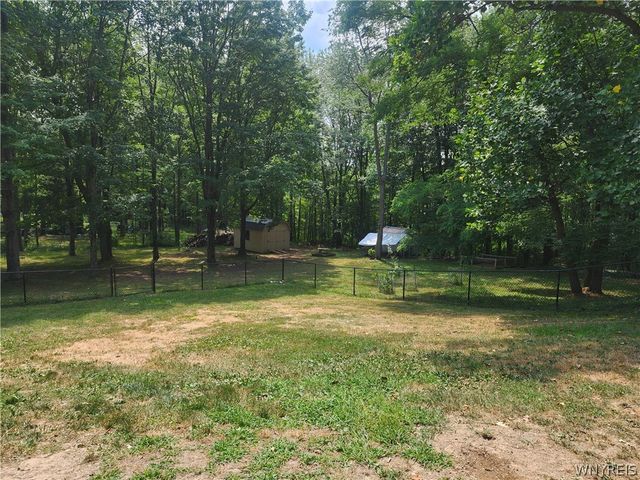 8672 Highland Drive, Eden, NY 14057