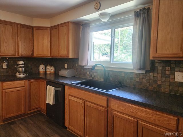 8672 Highland Drive, Eden, NY 14057