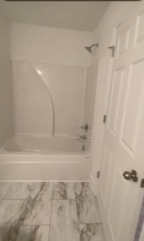 2337 Laurelstone Dr, Murfreesboro, TN 37130