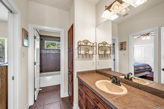 302 Cotton Cloud, San Antonio, TX 78260