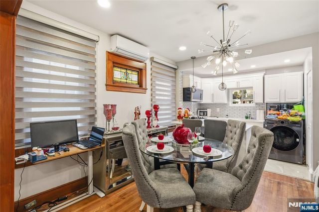 33 Sisco Place, Clifton, NJ 07011