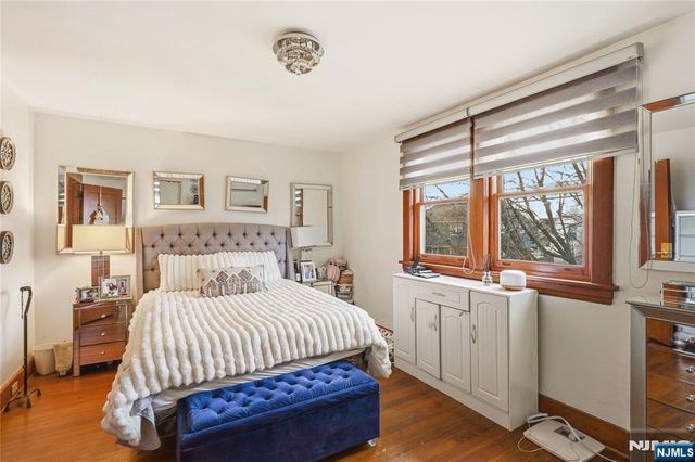 33 Sisco Place, Clifton, NJ 07011