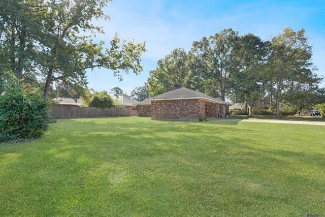 14111 Heatherton Ave, Pride, LA 70770
