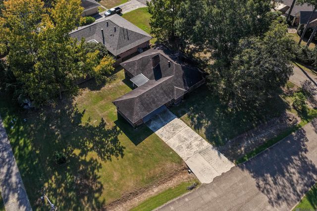 14111 Heatherton Ave, Pride, LA 70770