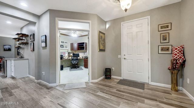 19766 N DESERT SONG Way, Surprise, AZ 85374