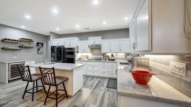 19766 N DESERT SONG Way, Surprise, AZ 85374