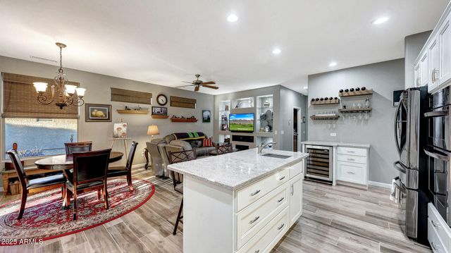 19766 N DESERT SONG Way, Surprise, AZ 85374