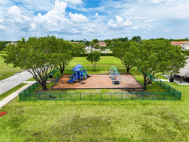 1730 SE 20th Ter, Homestead, FL 33035