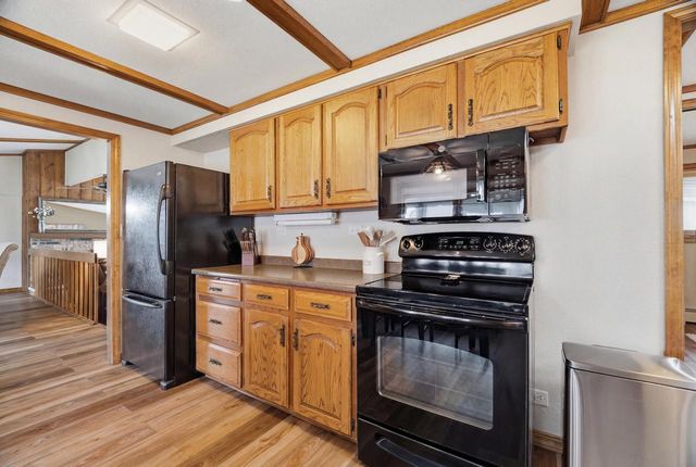 6121 Black Wolf Point ROAD, Oshkosh, WI 54902