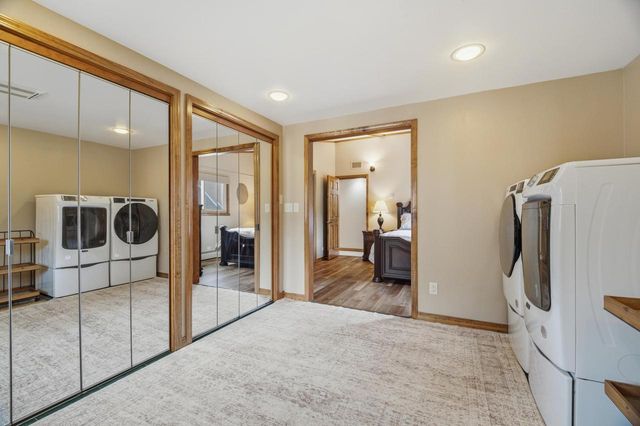 6121 Black Wolf Point ROAD, Oshkosh, WI 54902