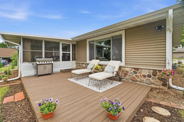 6121 Black Wolf Point ROAD, Oshkosh, WI 54902