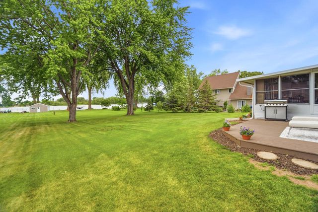 6121 Black Wolf Point ROAD, Oshkosh, WI 54902