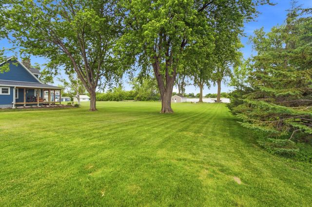 6121 Black Wolf Point ROAD, Oshkosh, WI 54902