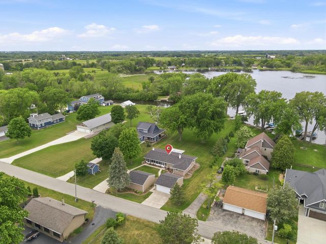 6121 Black Wolf Point ROAD, Oshkosh, WI 54902