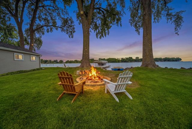 6121 Black Wolf Point ROAD, Oshkosh, WI 54902