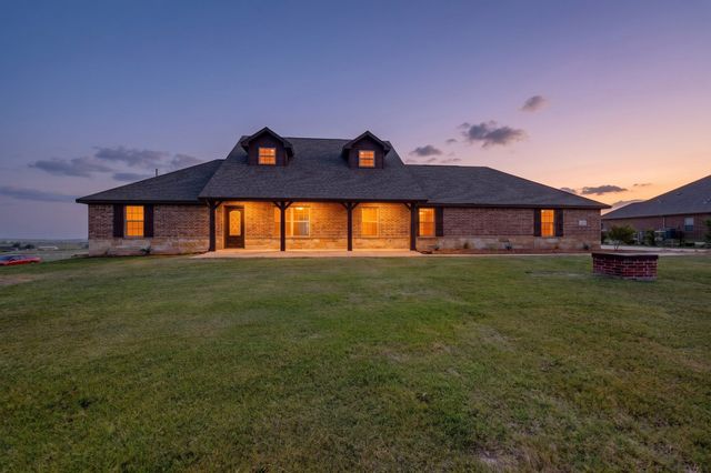 186 County Road 4430, Rhome, TX 76078