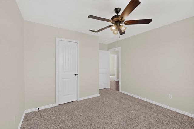 186 County Road 4430, Rhome, TX 76078