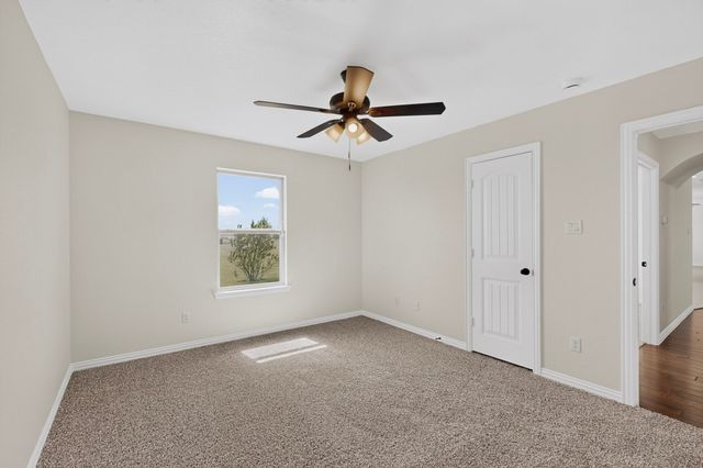 186 County Road 4430, Rhome, TX 76078