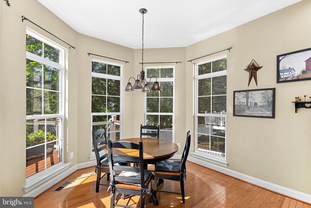 42755 CHATELAIN CIR, Brambleton, VA 20148