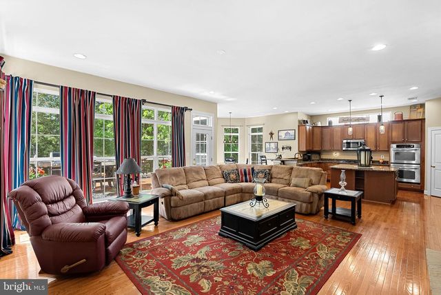 42755 CHATELAIN CIR, Brambleton, VA 20148