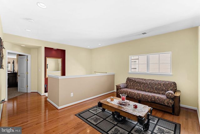 42755 CHATELAIN CIR, Brambleton, VA 20148