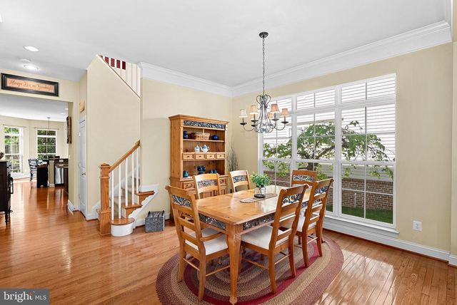 42755 CHATELAIN CIR, Brambleton, VA 20148