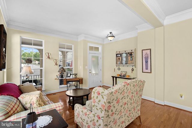 42755 CHATELAIN CIR, Brambleton, VA 20148
