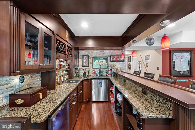 42755 CHATELAIN CIR, Brambleton, VA 20148