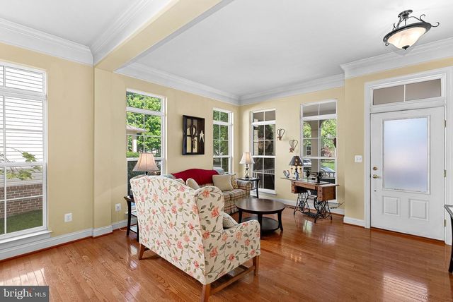 42755 CHATELAIN CIR, Brambleton, VA 20148