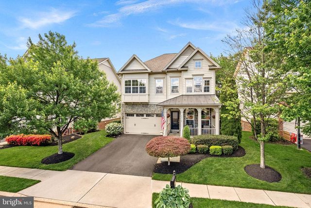 42755 CHATELAIN CIR, Brambleton, VA 20148