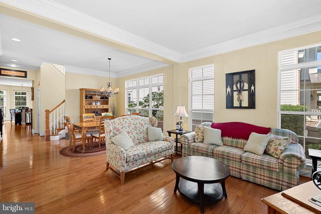 42755 CHATELAIN CIR, Brambleton, VA 20148