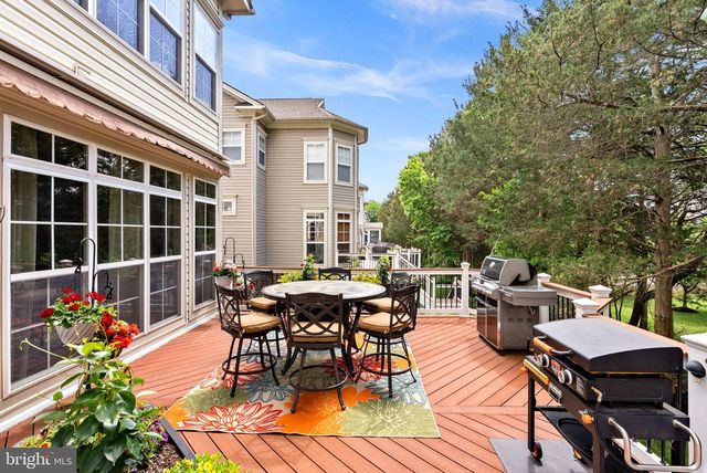 42755 CHATELAIN CIR, Brambleton, VA 20148