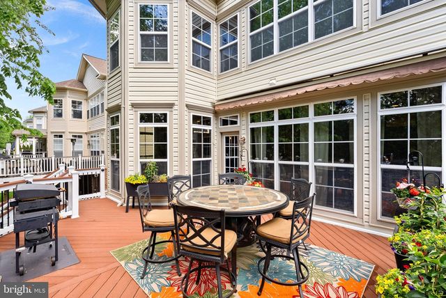42755 CHATELAIN CIR, Brambleton, VA 20148