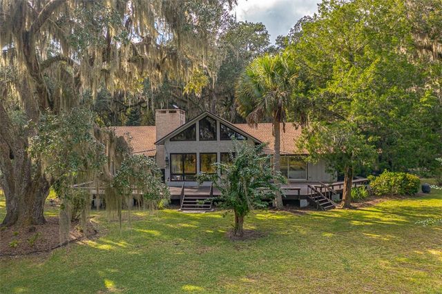 105 Hasell Lane, St Simons Island, GA 31522