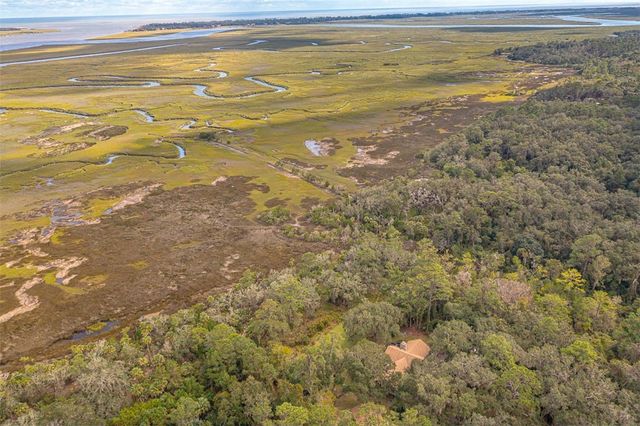 105 Hasell Lane, St Simons Island, GA 31522