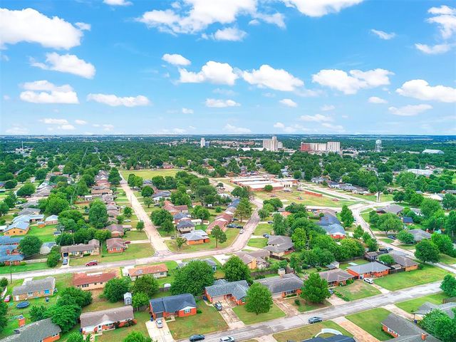 608 Neal Circle, El Reno, OK 73036
