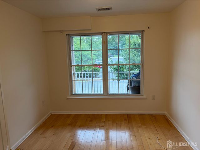 6 Lackland Avenue, Piscataway, NJ 08854