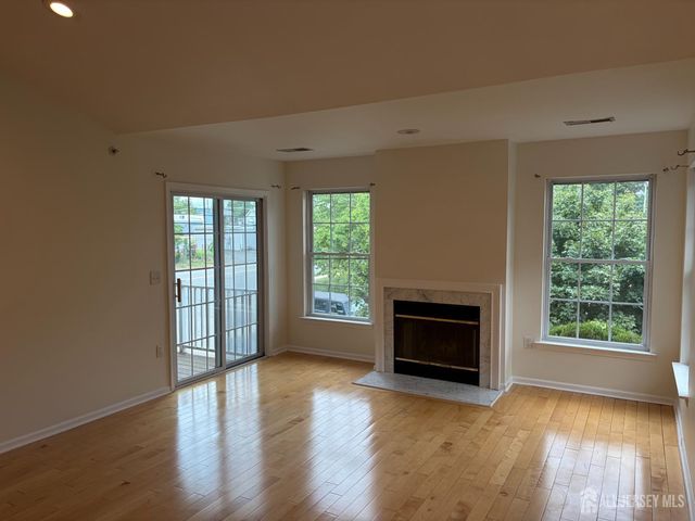 6 Lackland Avenue, Piscataway, NJ 08854