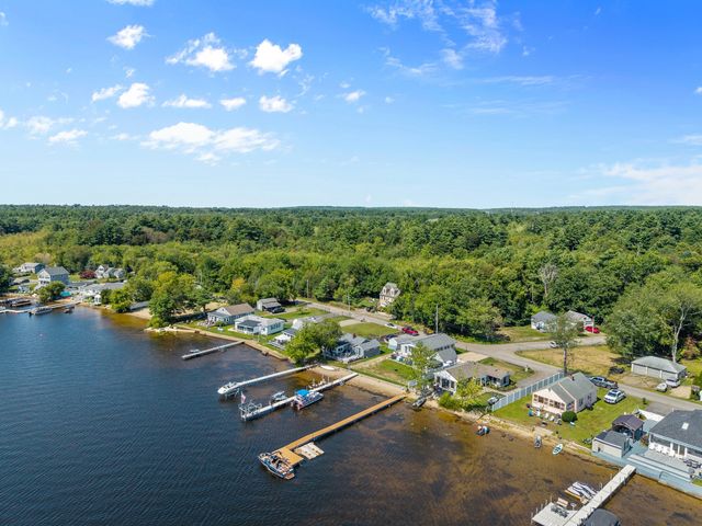 17 Shore Ave, Lakeville, MA 02347