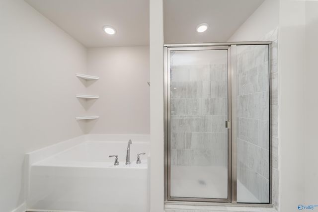 7211 Elmcroft Avenue NW, Huntsville, AL 35806