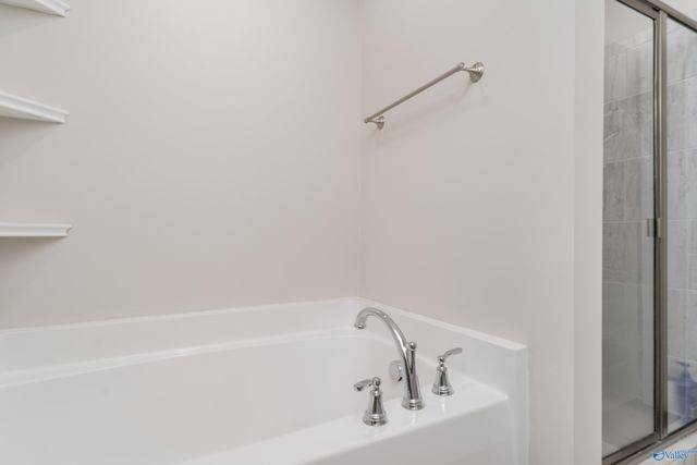 7211 Elmcroft Avenue NW, Huntsville, AL 35806