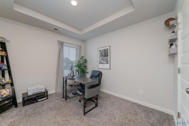 7211 Elmcroft Avenue NW, Huntsville, AL 35806