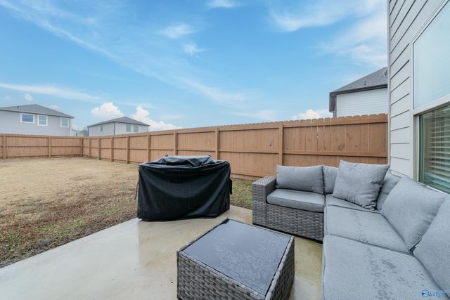 7211 Elmcroft Avenue NW, Huntsville, AL 35806