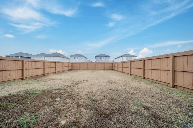 7211 Elmcroft Avenue NW, Huntsville, AL 35806