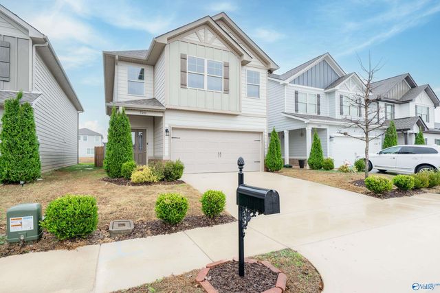 7211 Elmcroft Avenue NW, Huntsville, AL 35806