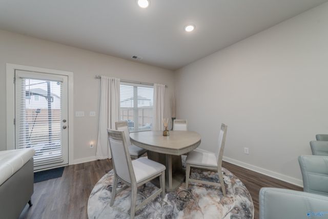 7211 Elmcroft Avenue NW, Huntsville, AL 35806