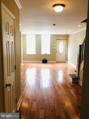 2027 S DARIEN STREET, Philadelphia, PA 19148