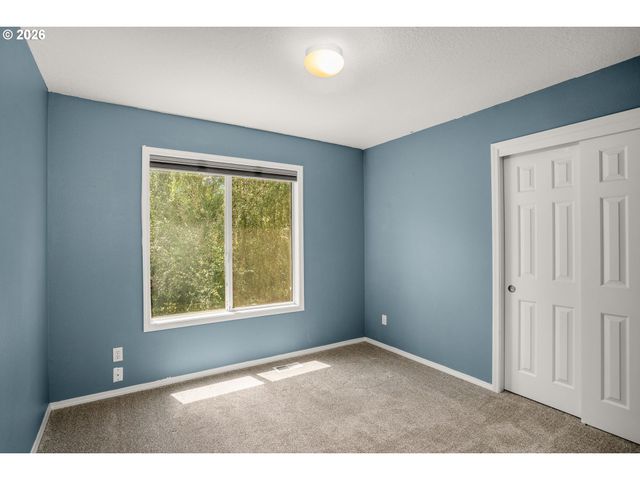 5002 Sw ORCHARD Ln, Portland, OR 97219
