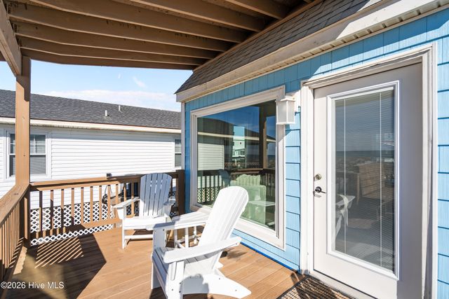 2925 E Beach Drive, Oak Island, NC 28465
