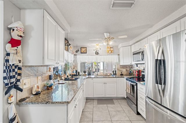 4042 JIB SAIL COURT, New Port Richey, FL 34652